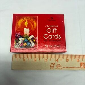 Paramount Christmas Gift Cards with Envelopes Vintage 18 cards with envelopes.